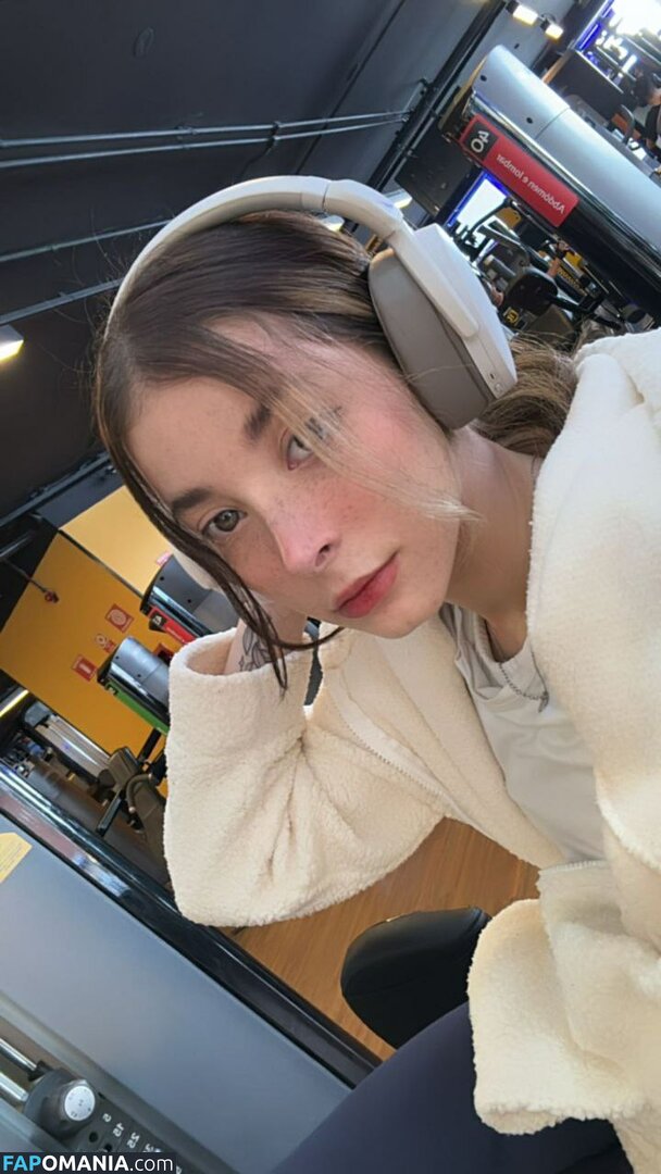 Thaiga / loud_thaiga Nu OnlyFans  Foto vazada #77