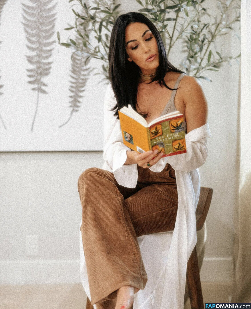Nikki Bella & Brie Bella / The Bella Twins / thenikkibella Nu OnlyFans  Foto vazada #255