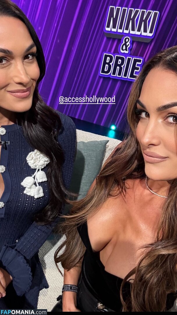 Nikki Bella & Brie Bella / The Bella Twins / thenikkibella Nu OnlyFans  Foto vazada #415