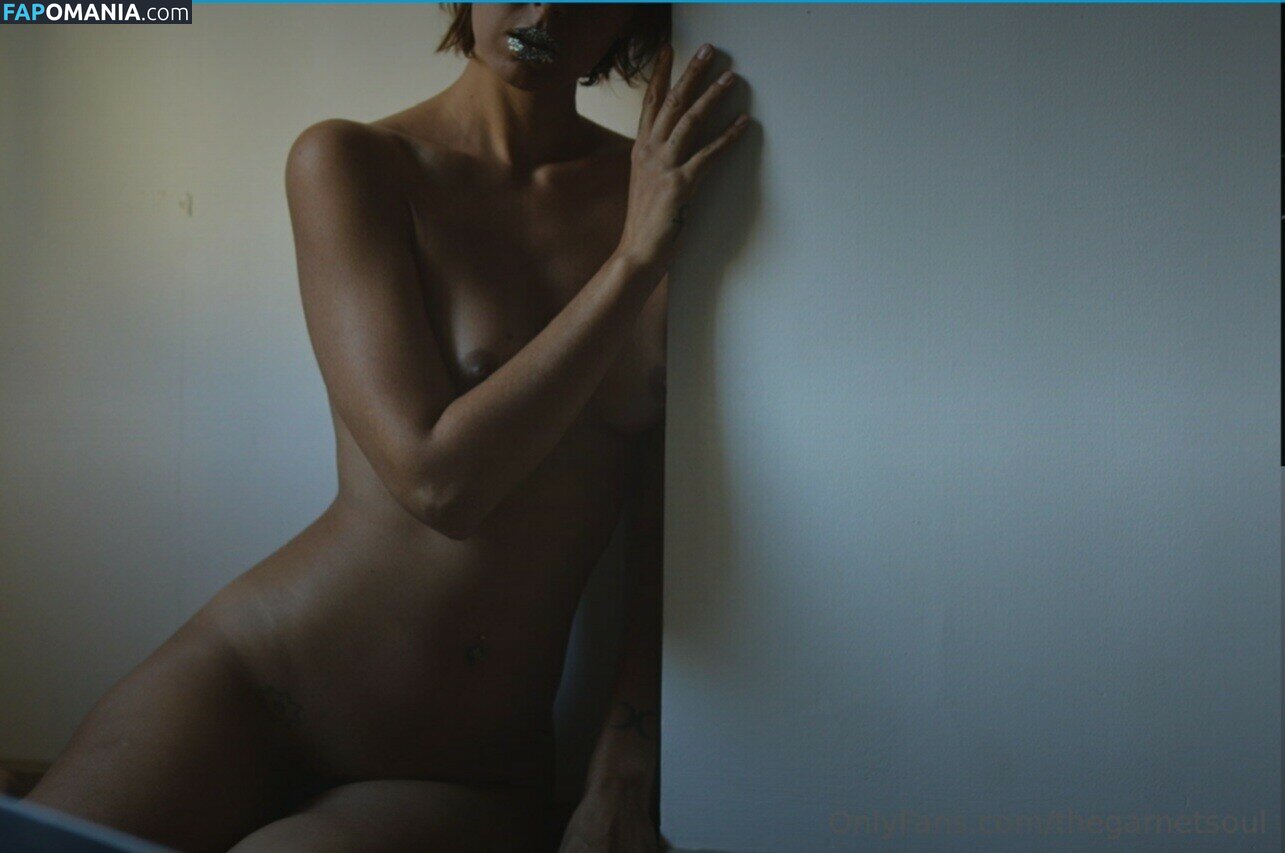 robincy / robincyn / thegarnetsoul Nu OnlyFans  Foto vazada #19