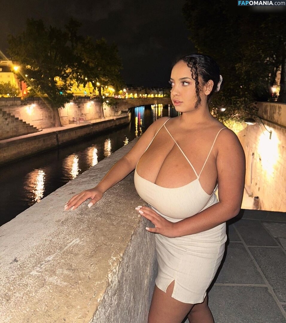 girlinred / thegirlinred0 Nu OnlyFans  Foto vazada #159