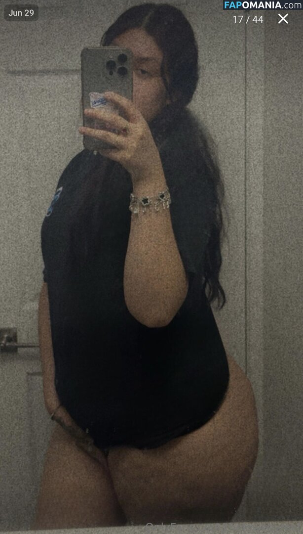 TheLowkeyMel / theofficiallmel Nu OnlyFans  Foto vazada #17