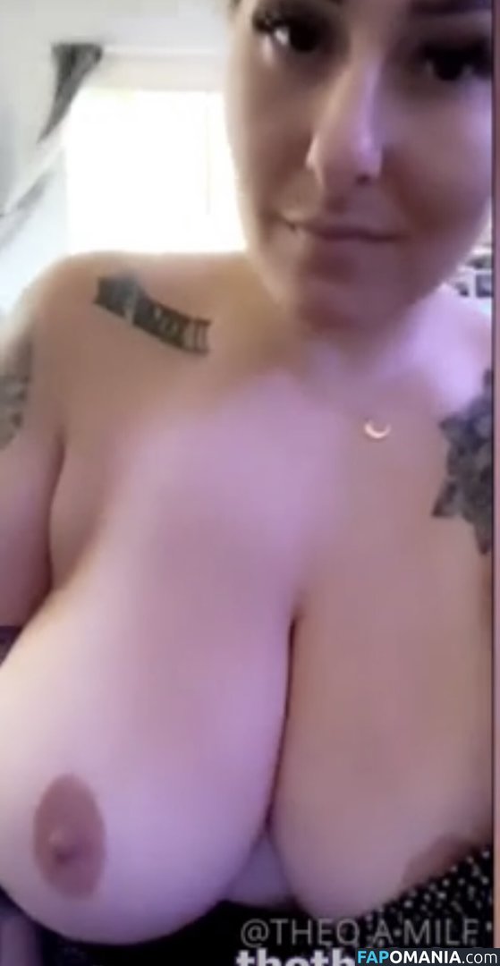 Inkedmamiii / Theoamilf / inkedmamii / theoamilfy Nu OnlyFans  Foto vazada #2