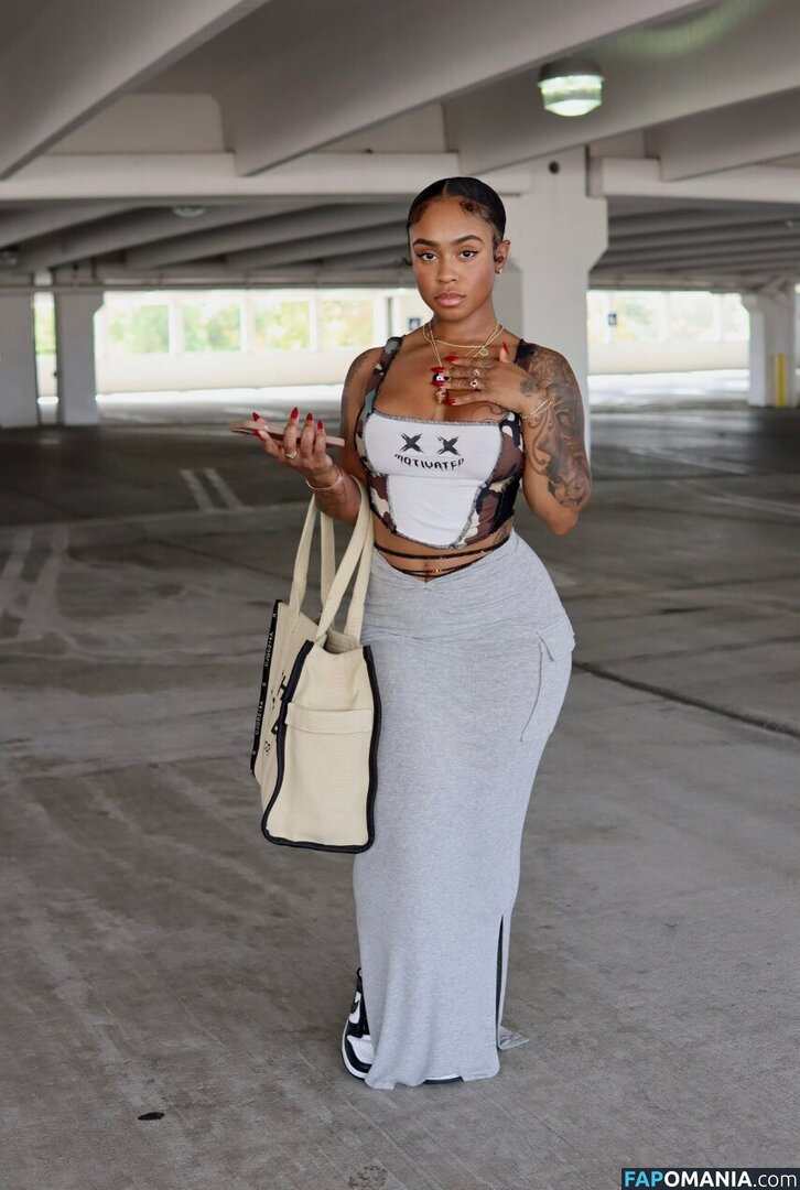 thereal_mint / therealbombshell_mint Nu OnlyFans  Foto vazada #9