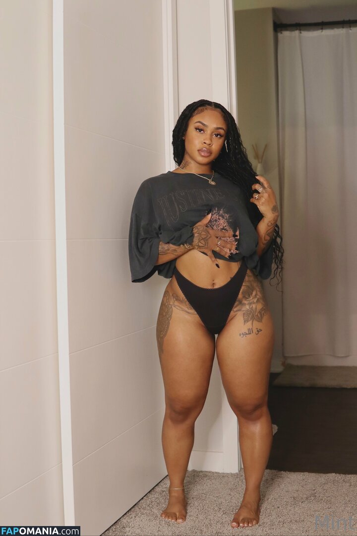 thereal_mint / therealbombshell_mint Nu OnlyFans  Foto vazada #11