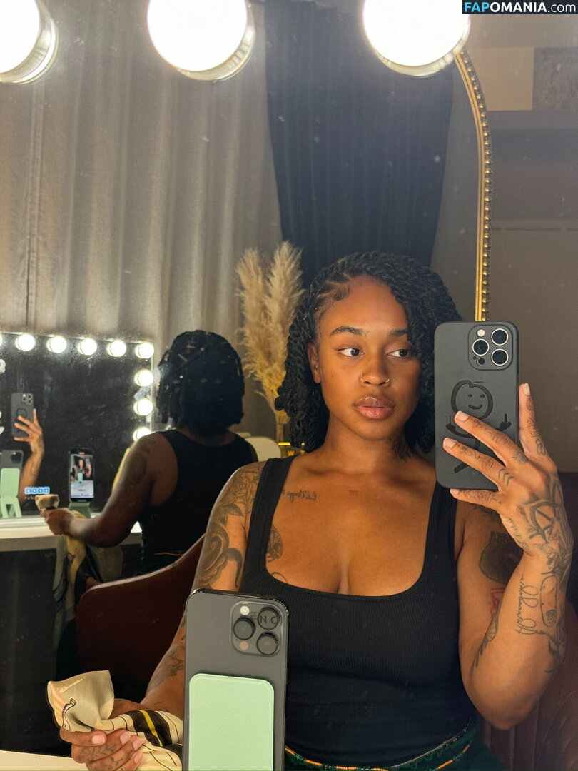 thereal_mint / therealbombshell_mint Nu OnlyFans  Foto vazada #16