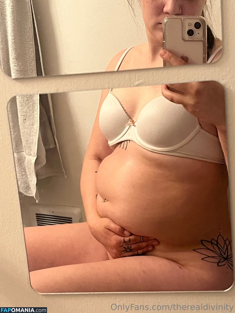 therealdivinity / therealdivinity223 Nu OnlyFans  Foto vazada #1