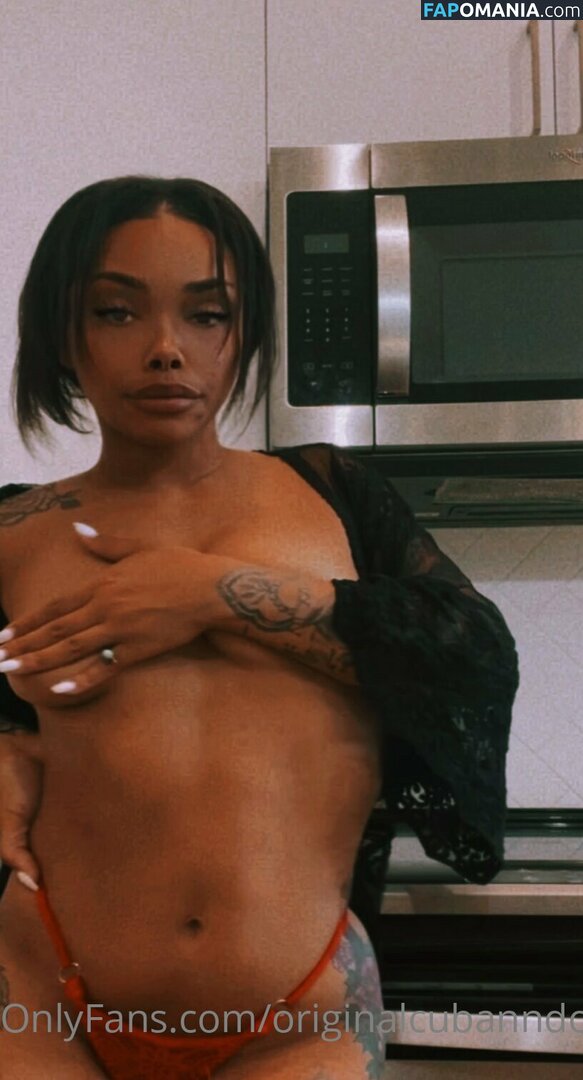 _luhcuban / therealvickyy Nu OnlyFans  Foto vazada #7