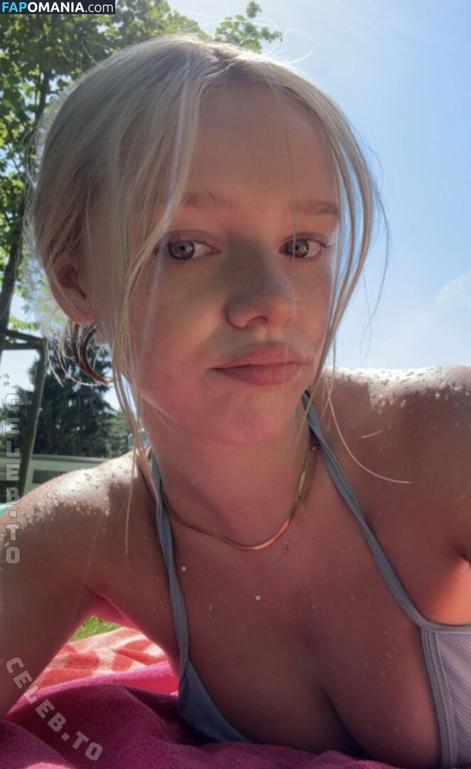 Thesi.Sophie / thesisophie Nu OnlyFans  Foto vazada #8