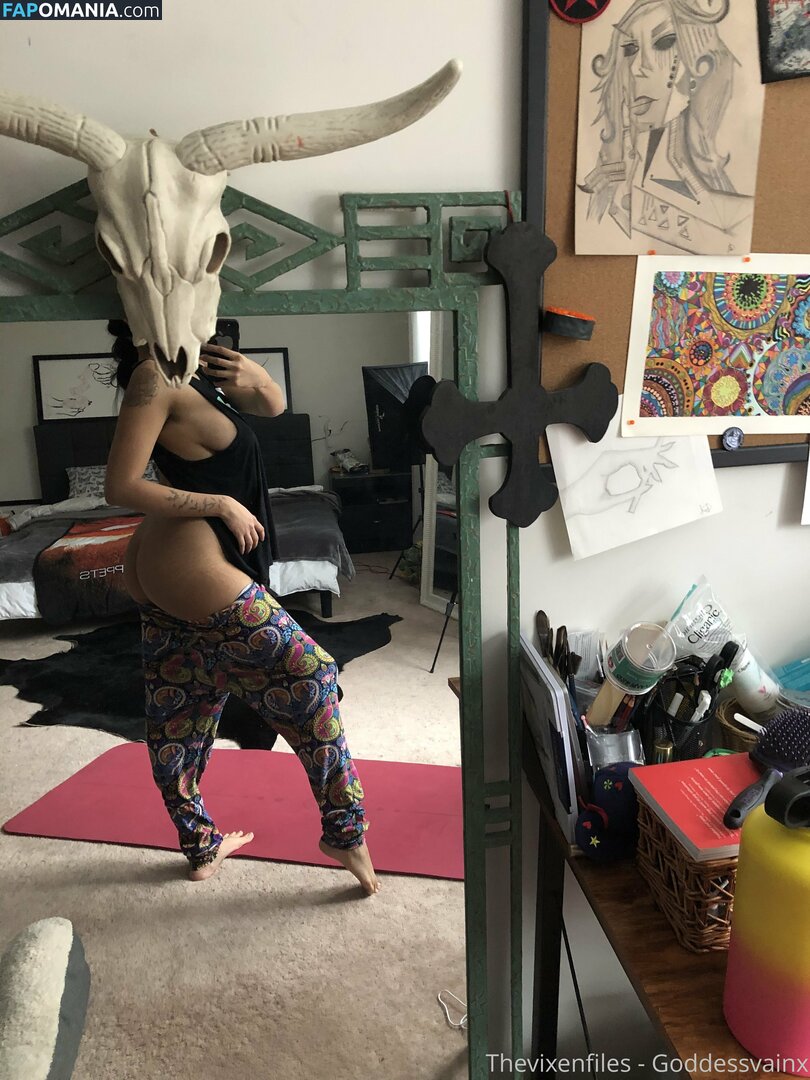 thevixenfiles / vanessa.rhd / vvxin  Nu OnlyFans  Foto vazada #46
