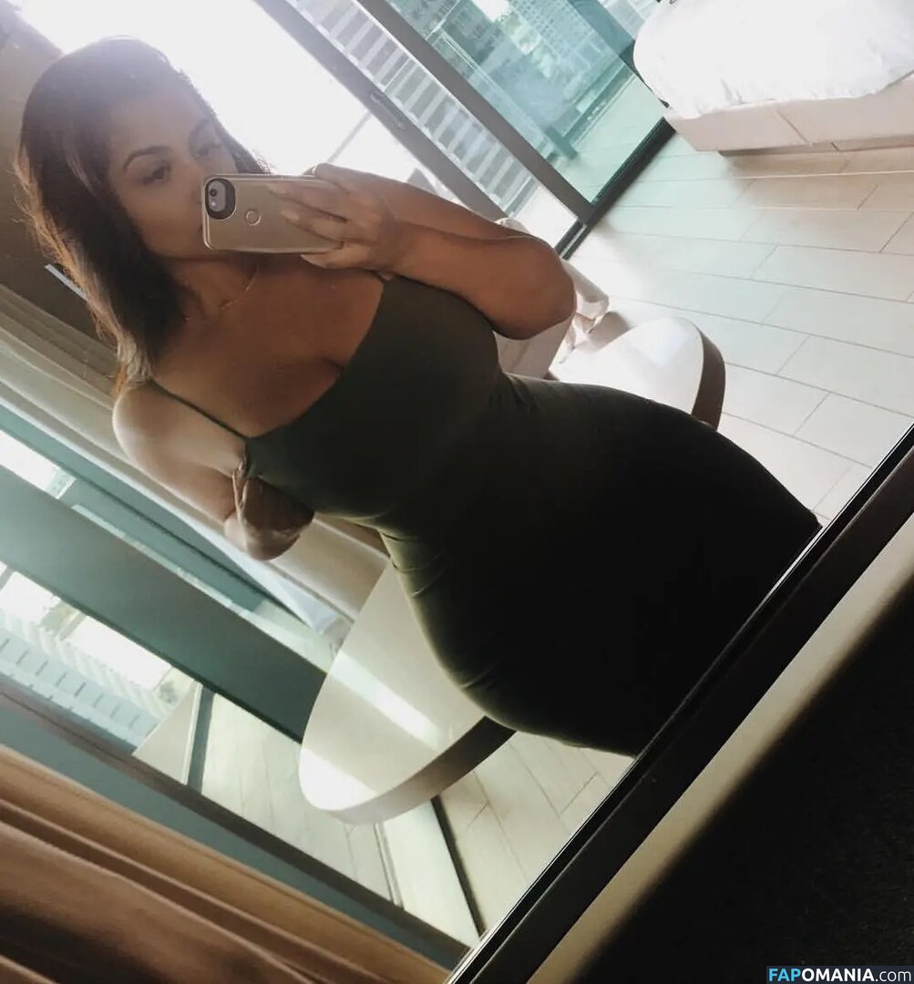 Thickest Desi Babe / curvyindians / thickestdesibabe Nu OnlyFans  Foto vazada #16