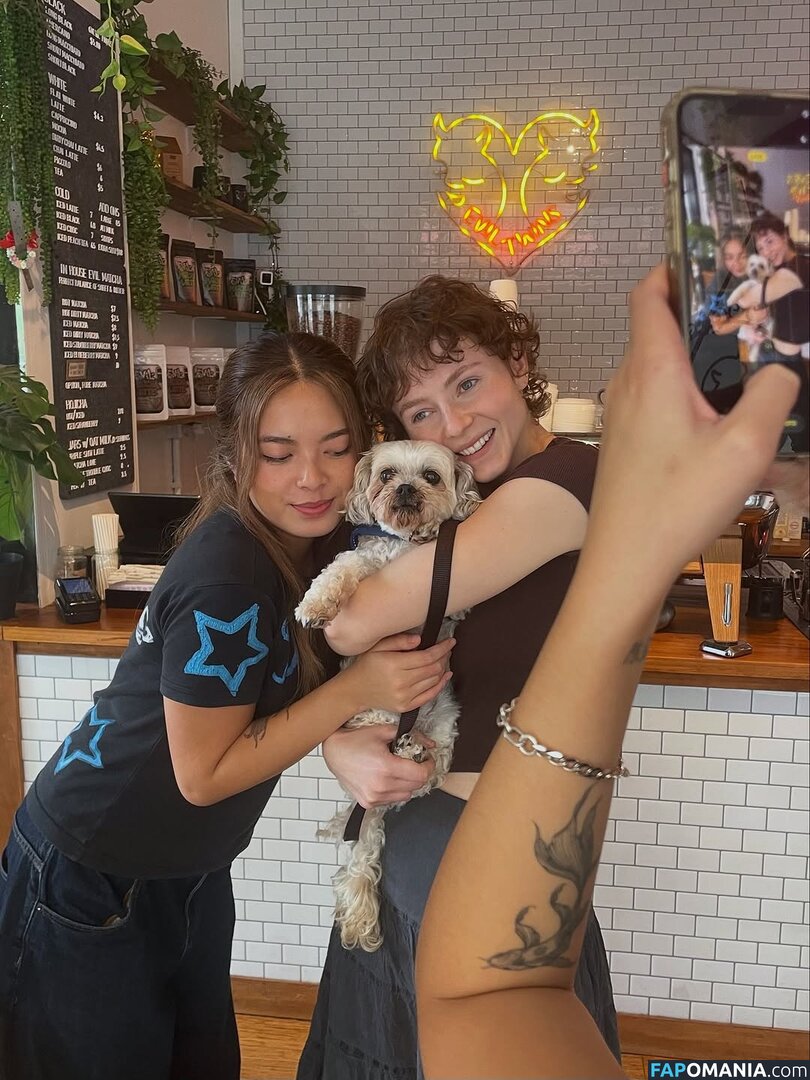 Thomasin Mckenzie / mackzjoness / thomasin.mckenzie Nu OnlyFans  Foto vazada #34