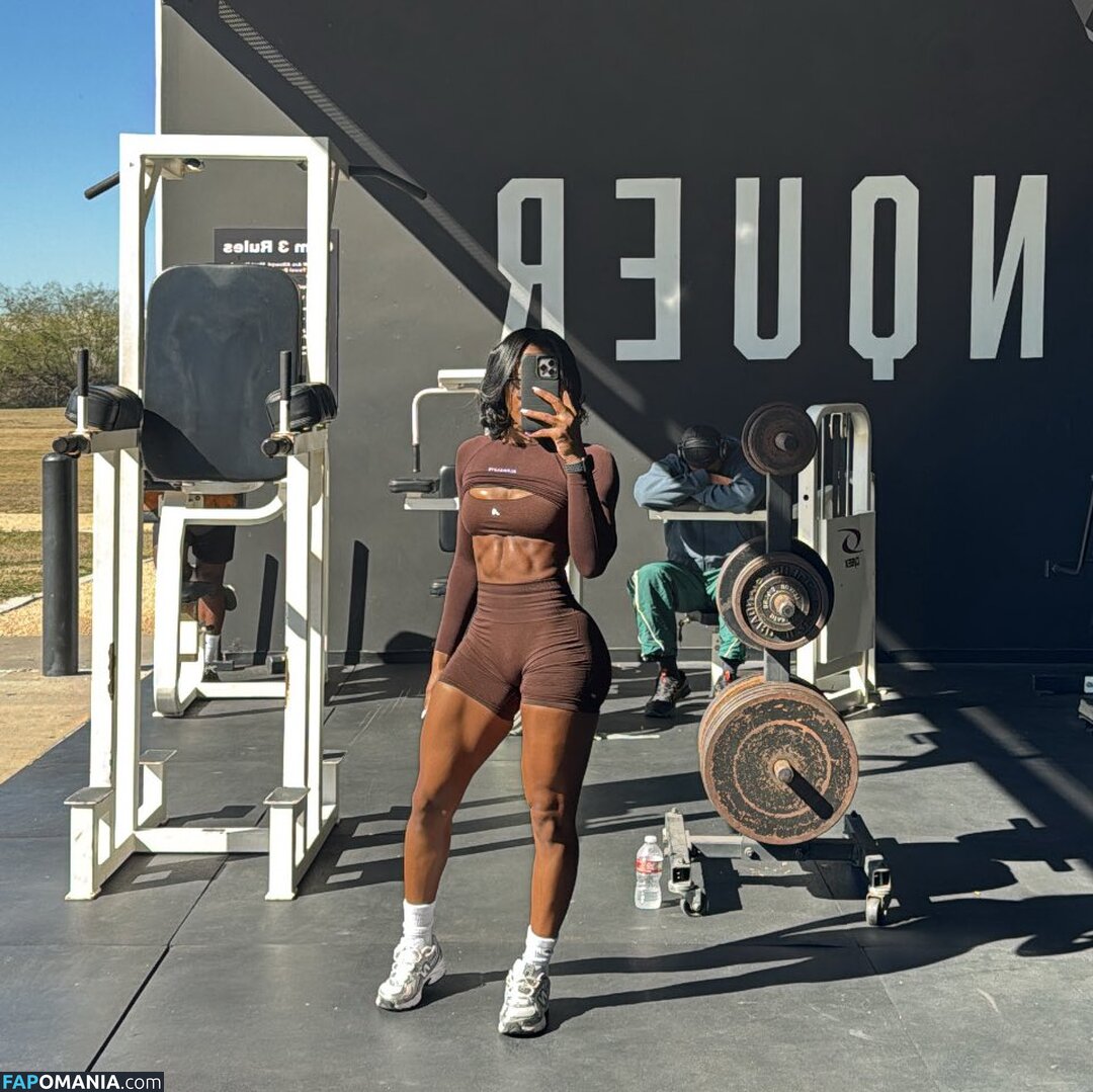 T.hoowww / Tiara Howard Nu OnlyFans  Foto vazada #19