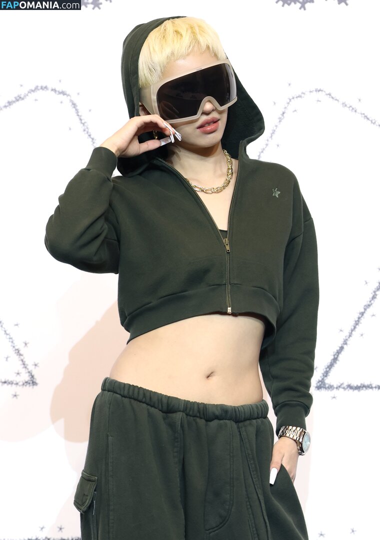 tiny.pretty.j Nu OnlyFans  Foto vazada #10