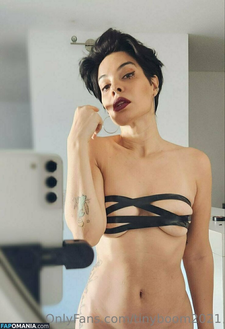 kgo_xo / tinyboom2021 Nu OnlyFans  Foto vazada #96