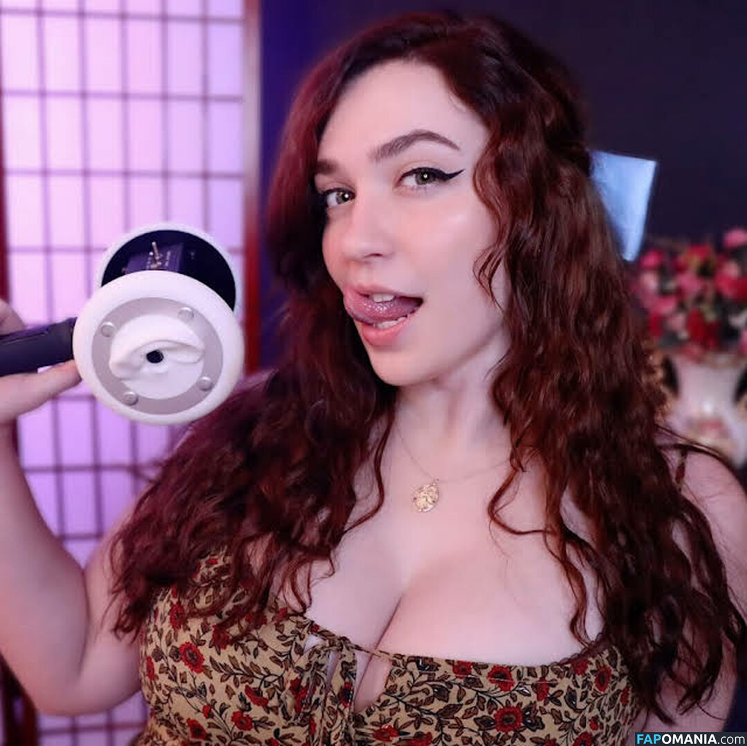 onlyfans.com / tinysadrose Nu OnlyFans  Foto vazada #9