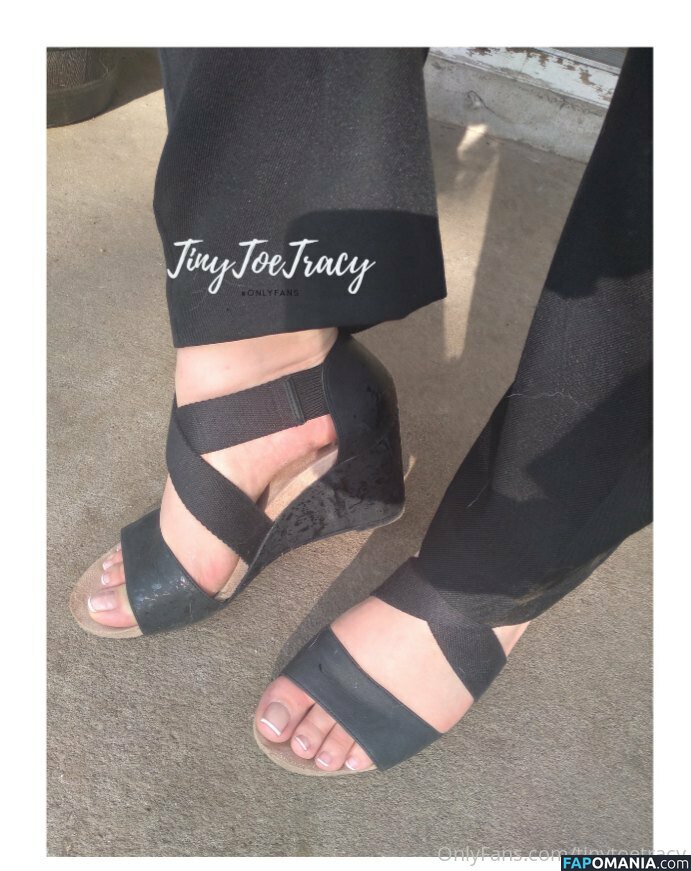 t_to_the_racy / tinytoetracy Nu OnlyFans  Foto vazada #8