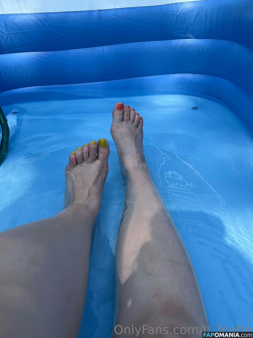 _tjjjj_ / tj_footie Nu OnlyFans  Foto vazada #44