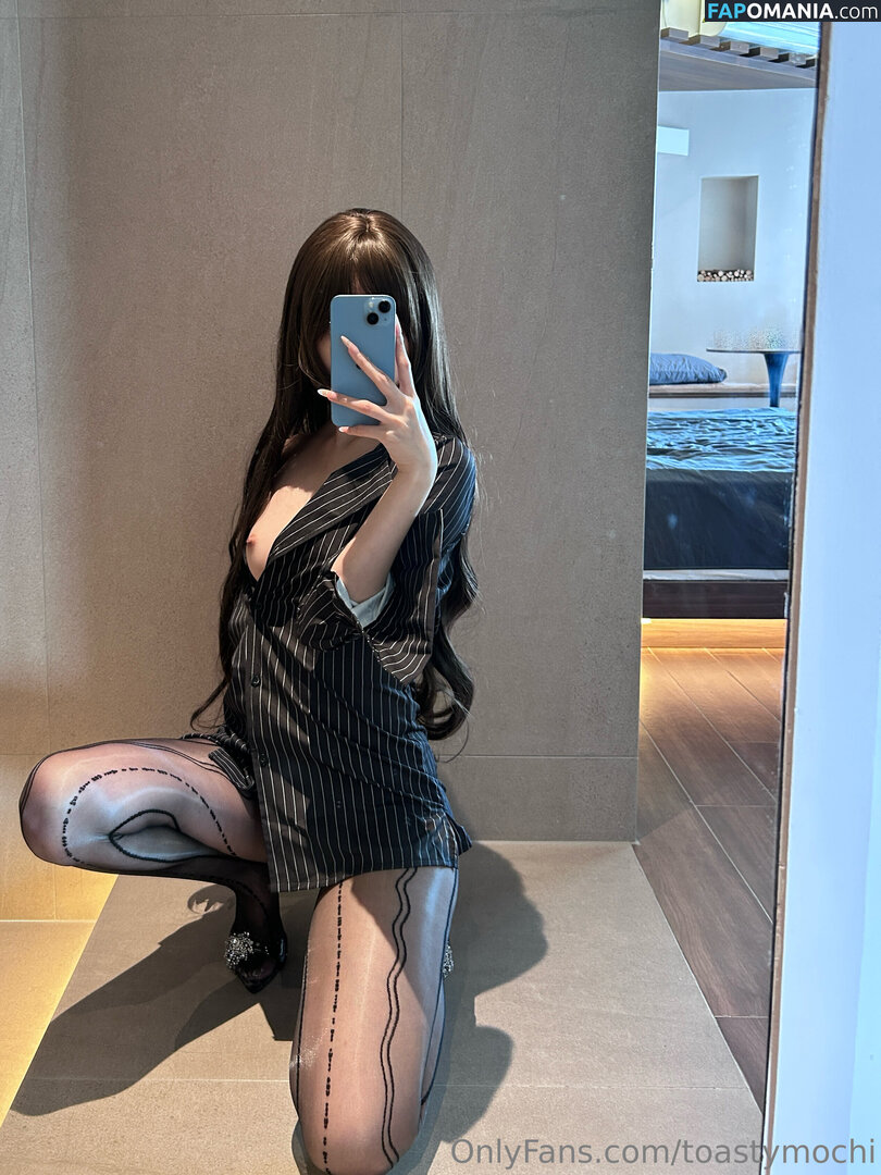 Toastymochi1 / https: / toastymochi Nu OnlyFans  Foto vazada #3