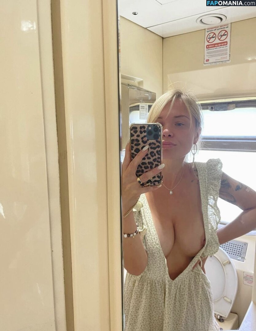 Tomskaya Lubov / l_tomskaia / tomskaya_lyubov_ Nu OnlyFans  Foto vazada #17