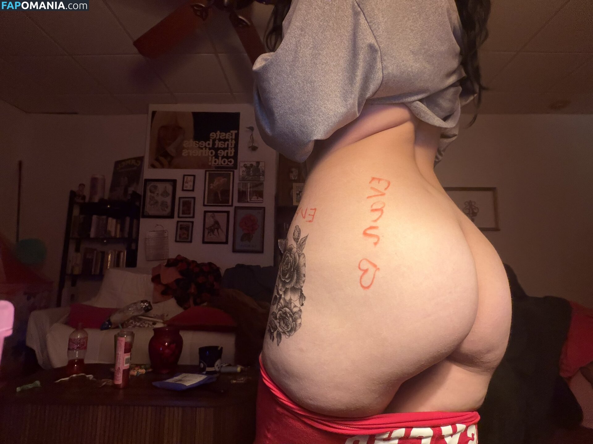 chloeroselucci / toodlesgalorexo Nu OnlyFans  Foto vazada #6