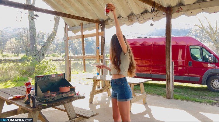 Tory Delury / ToryDeluryTravels / torydelury Nu OnlyFans  Foto vazada #20