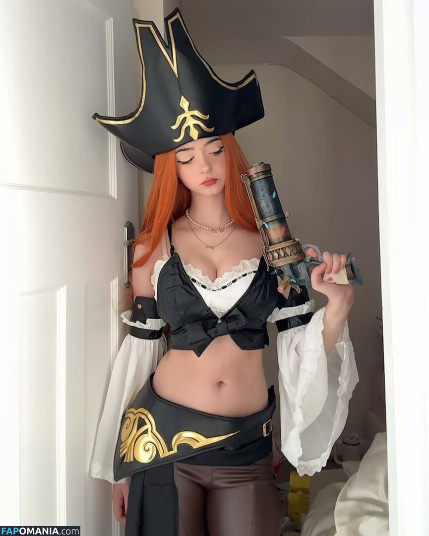  / Ella toxic.tenshi / TenshiTTV / Toxic Tenshi / angel-ai / toxic.tenshi Nu OnlyFans  Foto vazada #67