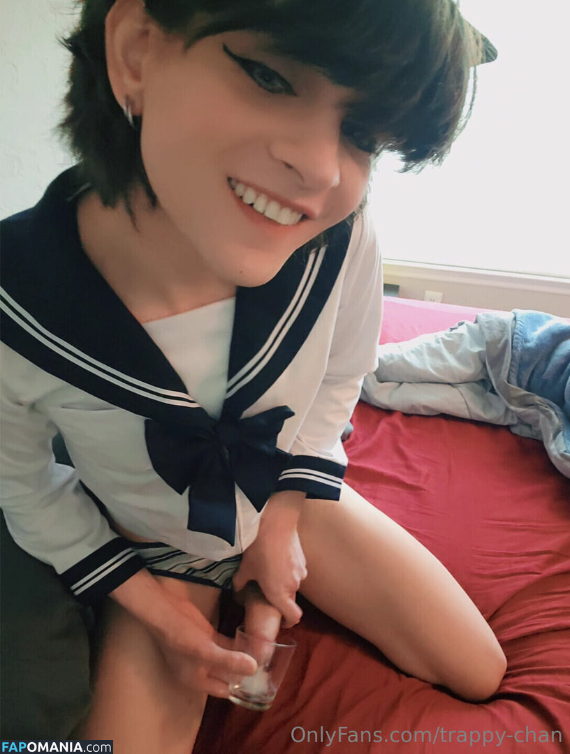 https: / trappy-chan / trappychan Nu OnlyFans  Foto vazada #307