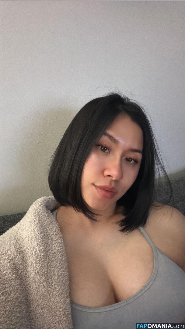 Tray.fitfever | Tray Soe / military / tray.fitfever Nu OnlyFans  Foto vazada #10