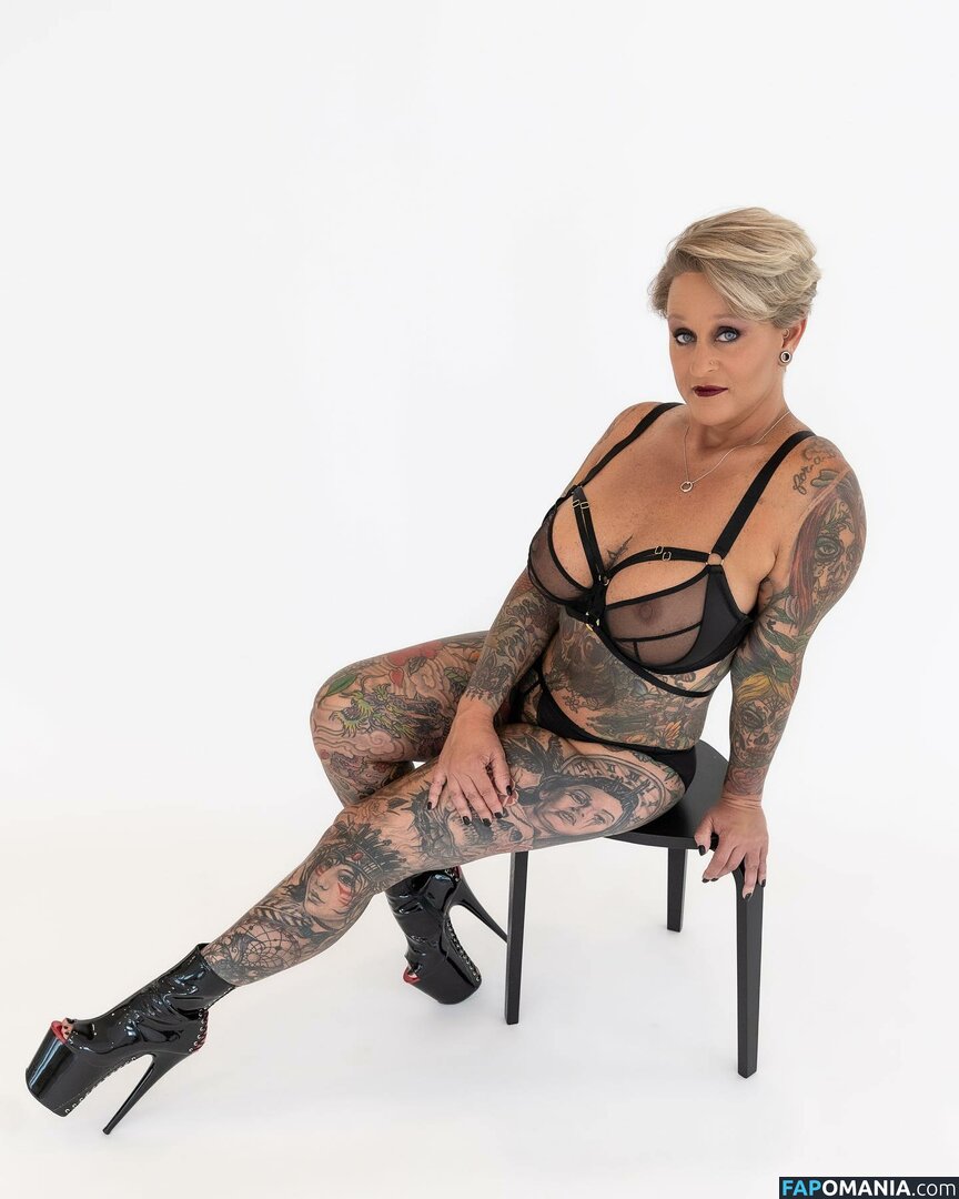 Tricia Anne / Tricia Holt Eckstein / tricia.anne_ / u277969456 Nu OnlyFans  Foto vazada #6
