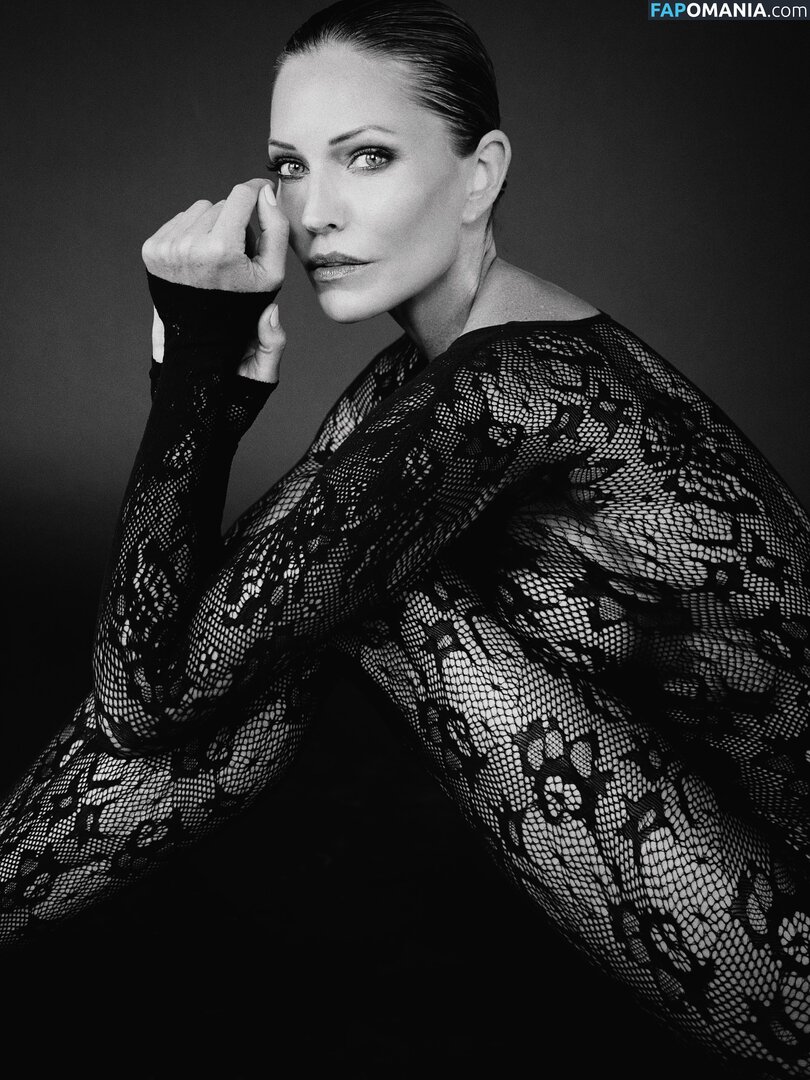 Cylon / Tricia Helfer / officialtriciahelfer / triciahelfer Nu OnlyFans  Foto vazada #167