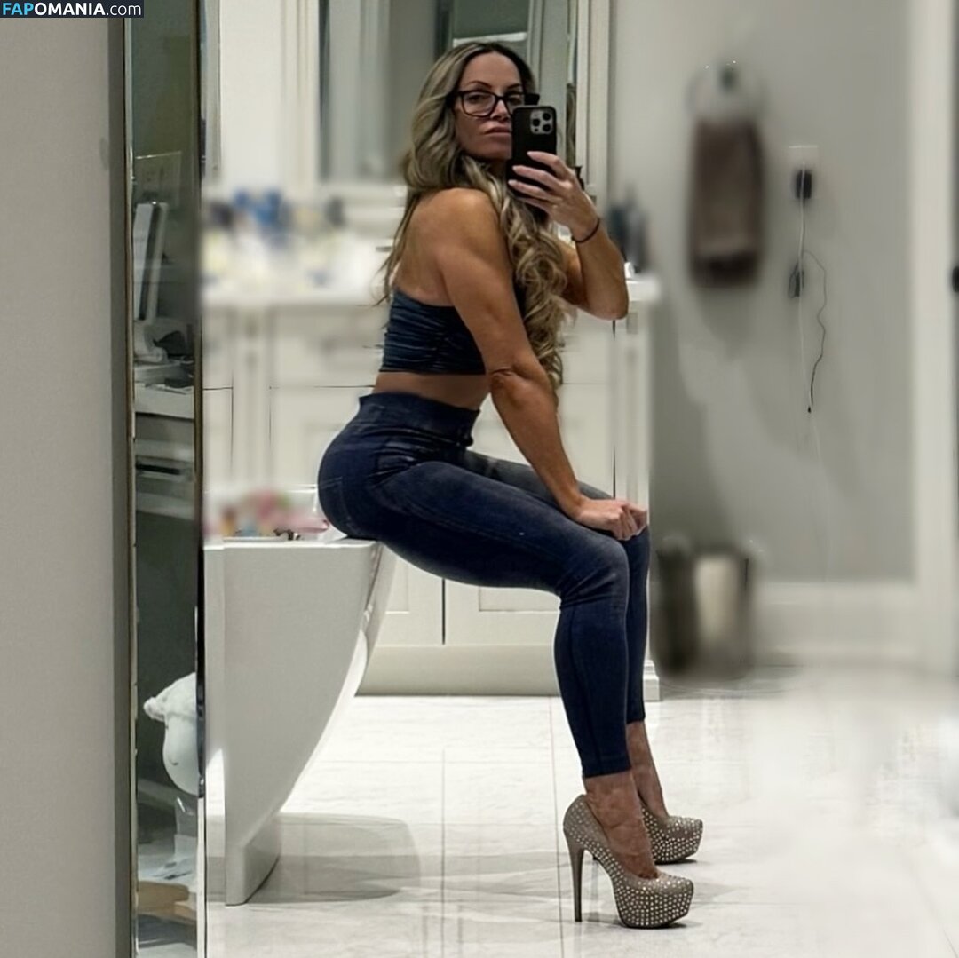 Trish Stratus / trishstratuscom Nu OnlyFans  Foto vazada #1457