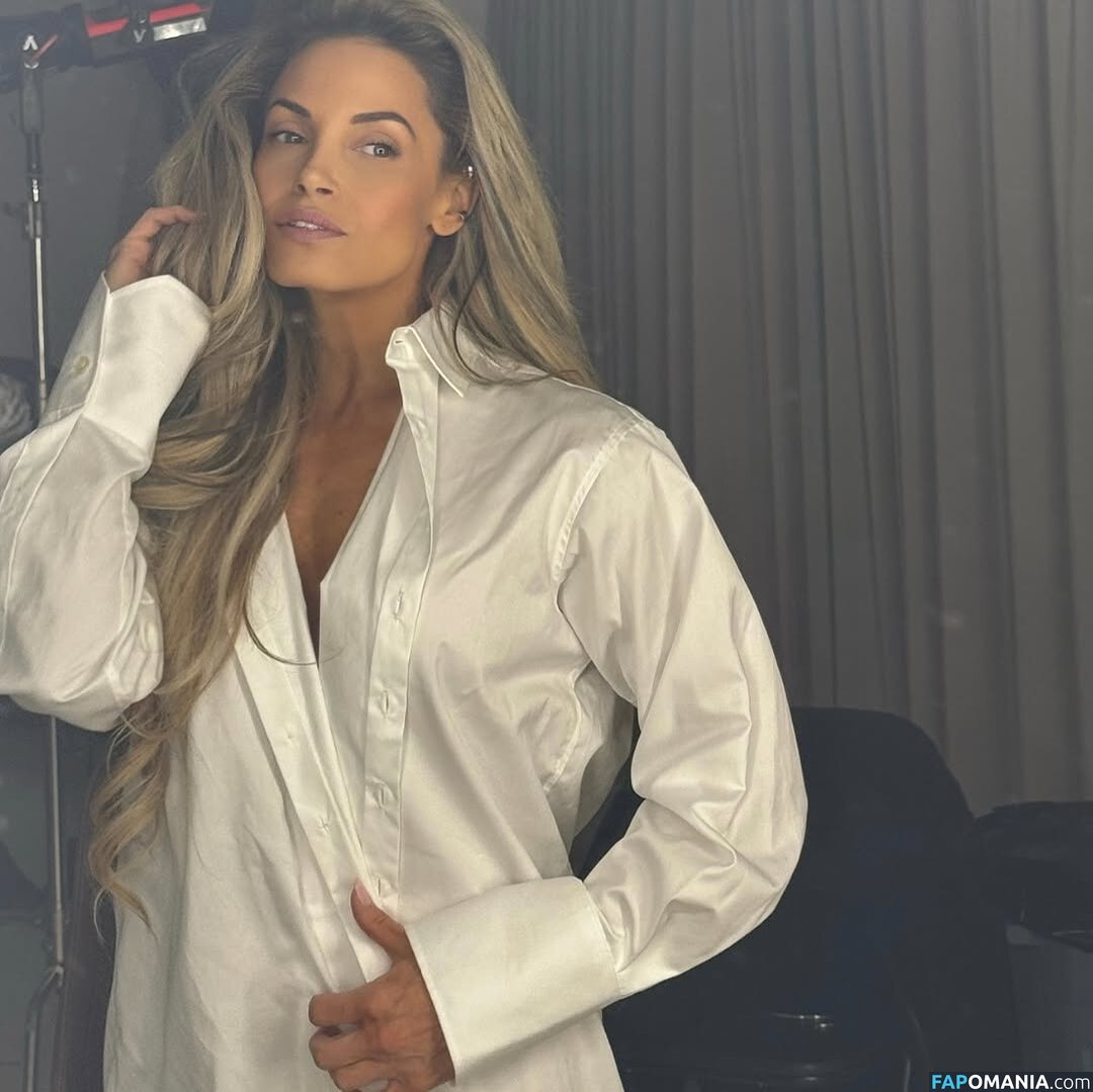 Trish Stratus / trishstratuscom Nu OnlyFans  Foto vazada #1460