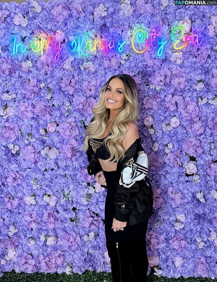 Trish Stratus / trishstratuscom Nu OnlyFans  Foto vazada #1471