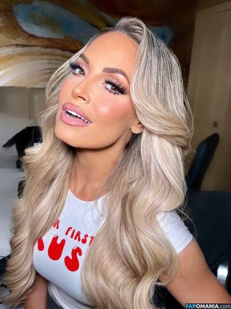 Trish Stratus / https: / trishstratus / trishstratuscom Nu OnlyFans  Foto vazada #1483