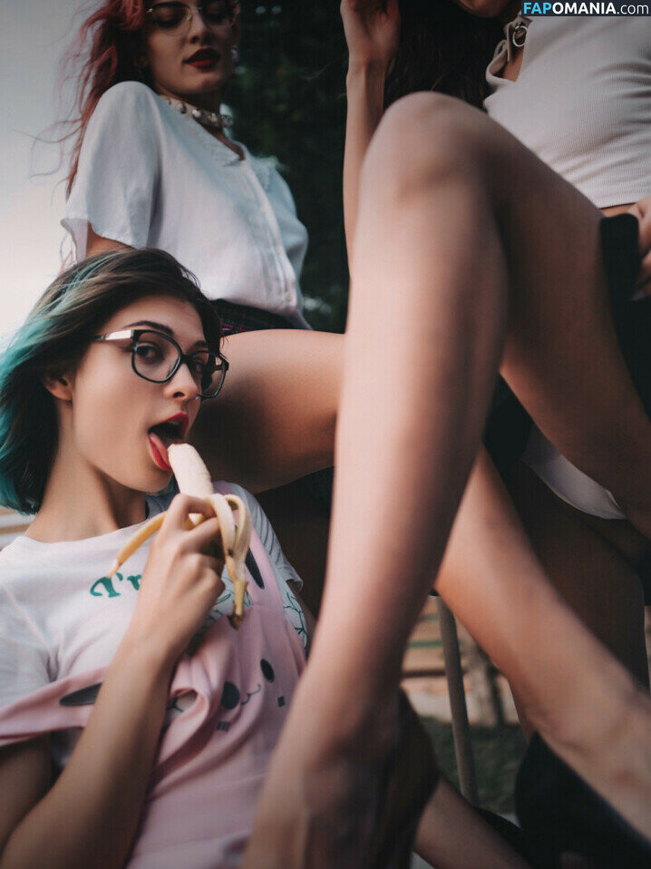 Trixy Blue / trixyblue / trixybluegirl Nu OnlyFans  Foto vazada #323