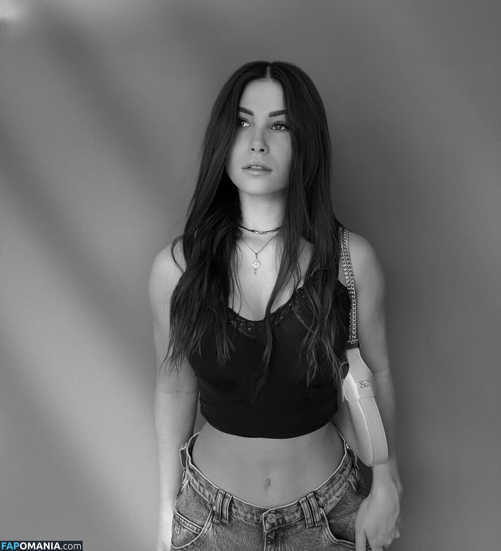 Tslanaxoxo / Yourlanatgirl / Yourlittlelana Nu OnlyFans  Foto vazada #53