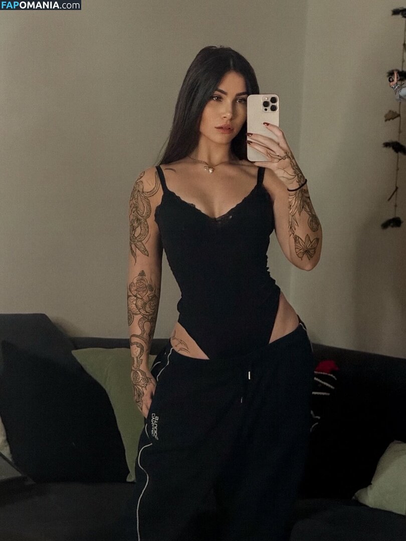 Tslanaxoxo / Yourlanatgirl / Yourlittlelana Nu OnlyFans  Foto vazada #66
