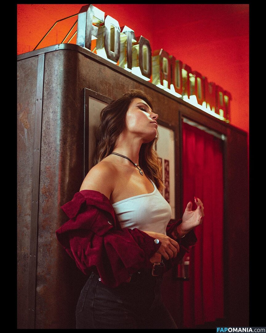 Tslanaxoxo / Yourlanatgirl / Yourlittlelana Nu OnlyFans  Foto vazada #72