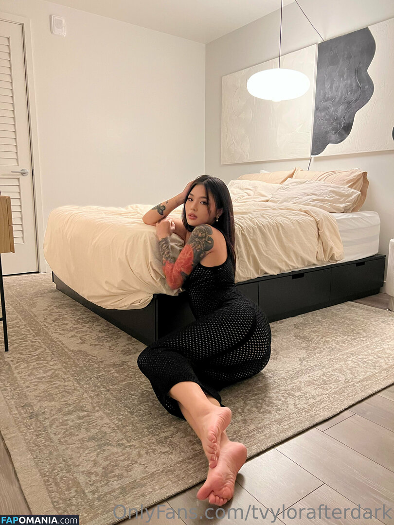 tvylorafterdark Nu OnlyFans  Foto vazada #15
