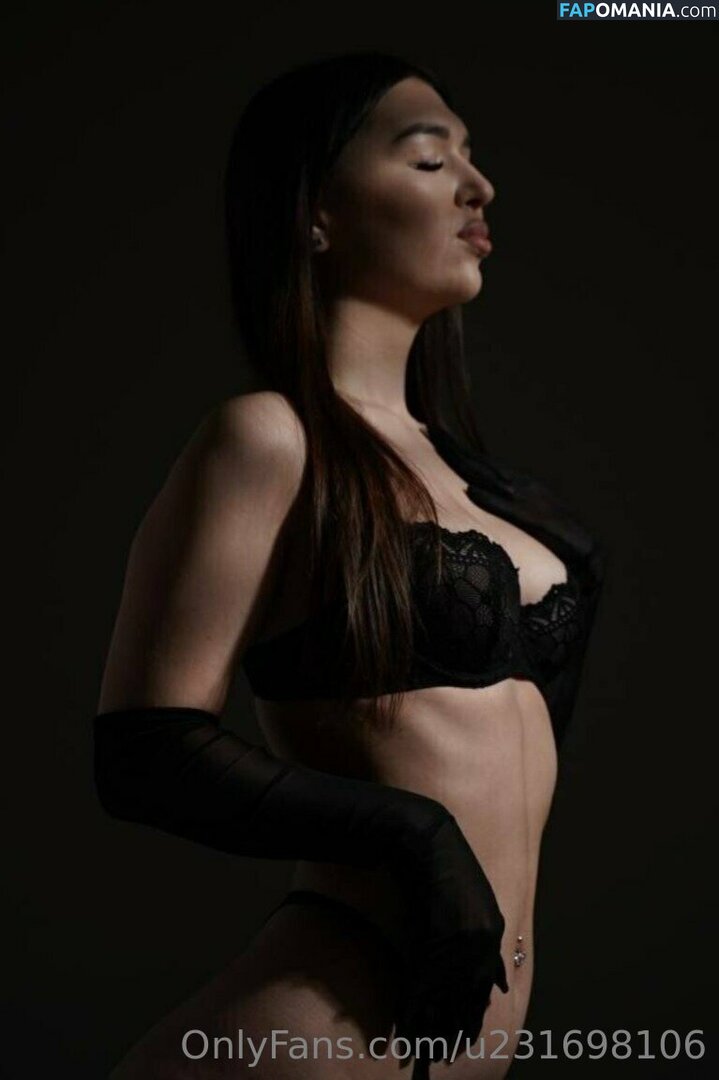 itsbrittneybxtch_ / u231698106 Nu OnlyFans  Foto vazada #6