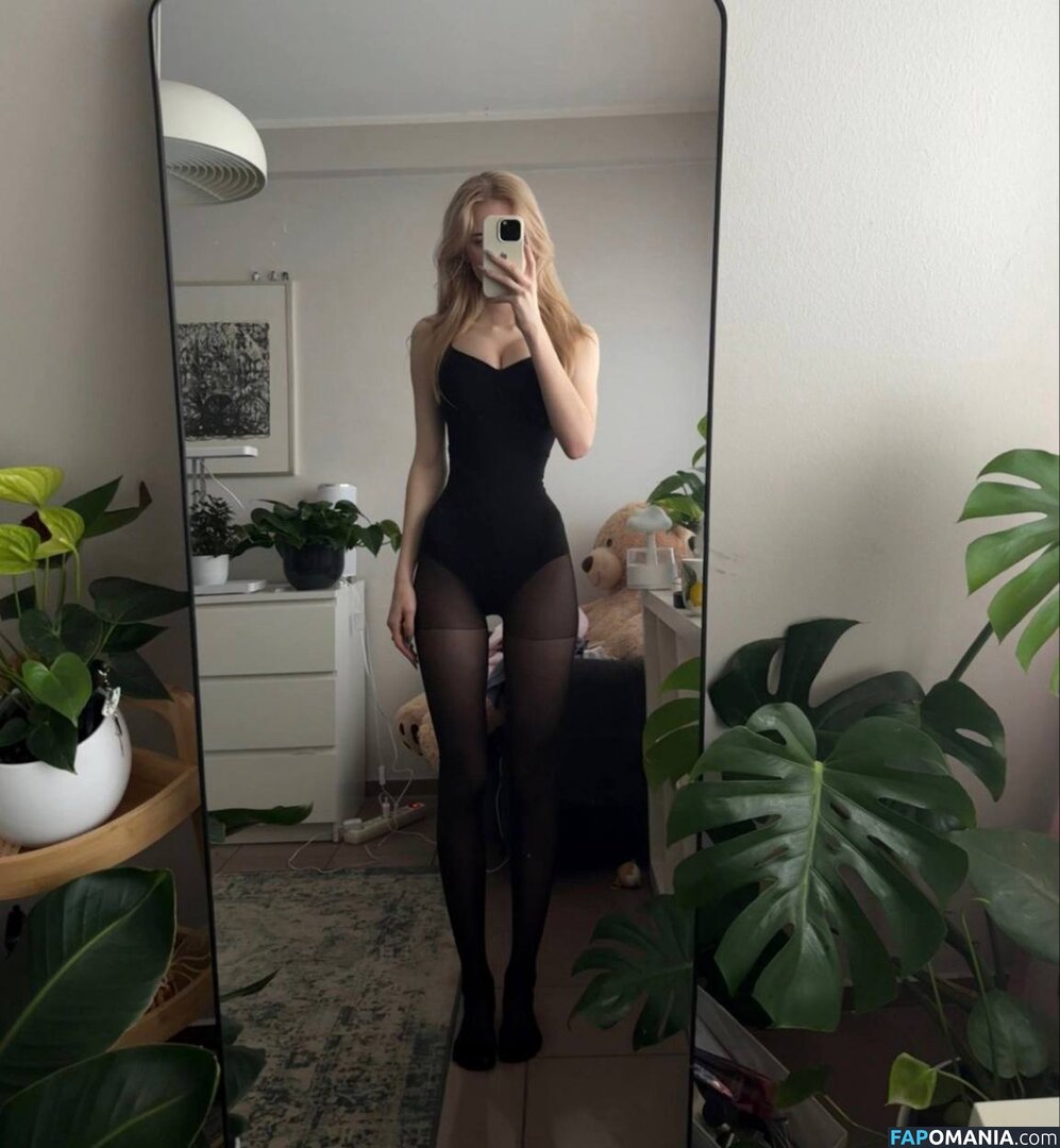 Ukraine Mega / misstic / ukraine.ua Nu OnlyFans  Foto vazada #44