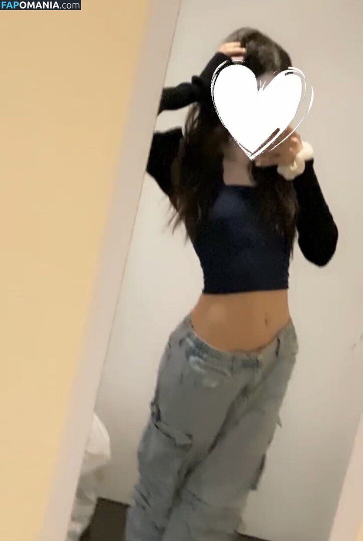 Unlov3ly / unholysrevenge / unlov3lyy Nu OnlyFans  Foto vazada #1