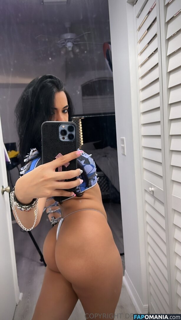 dreacarolina / urfavlatiina Nu OnlyFans  Foto vazada #1