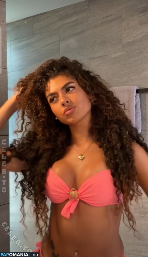 V7ena / u7ena Nu OnlyFans  Foto vazada #3