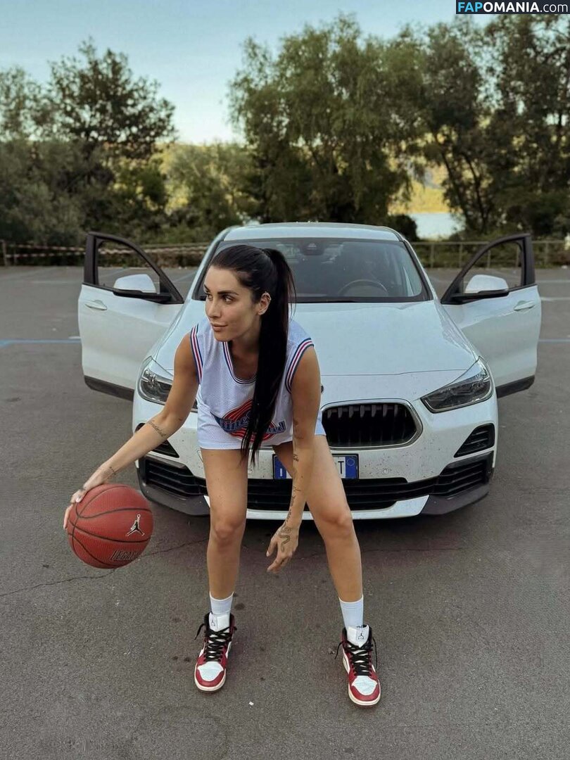 Valentina Vignali / valentinavignali Nu OnlyFans  Foto vazada #4