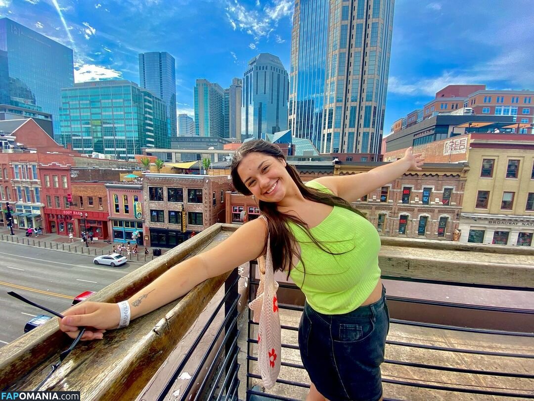 Valerie / valerie.c_ / valerieq01 Nu OnlyFans  Foto vazada #28