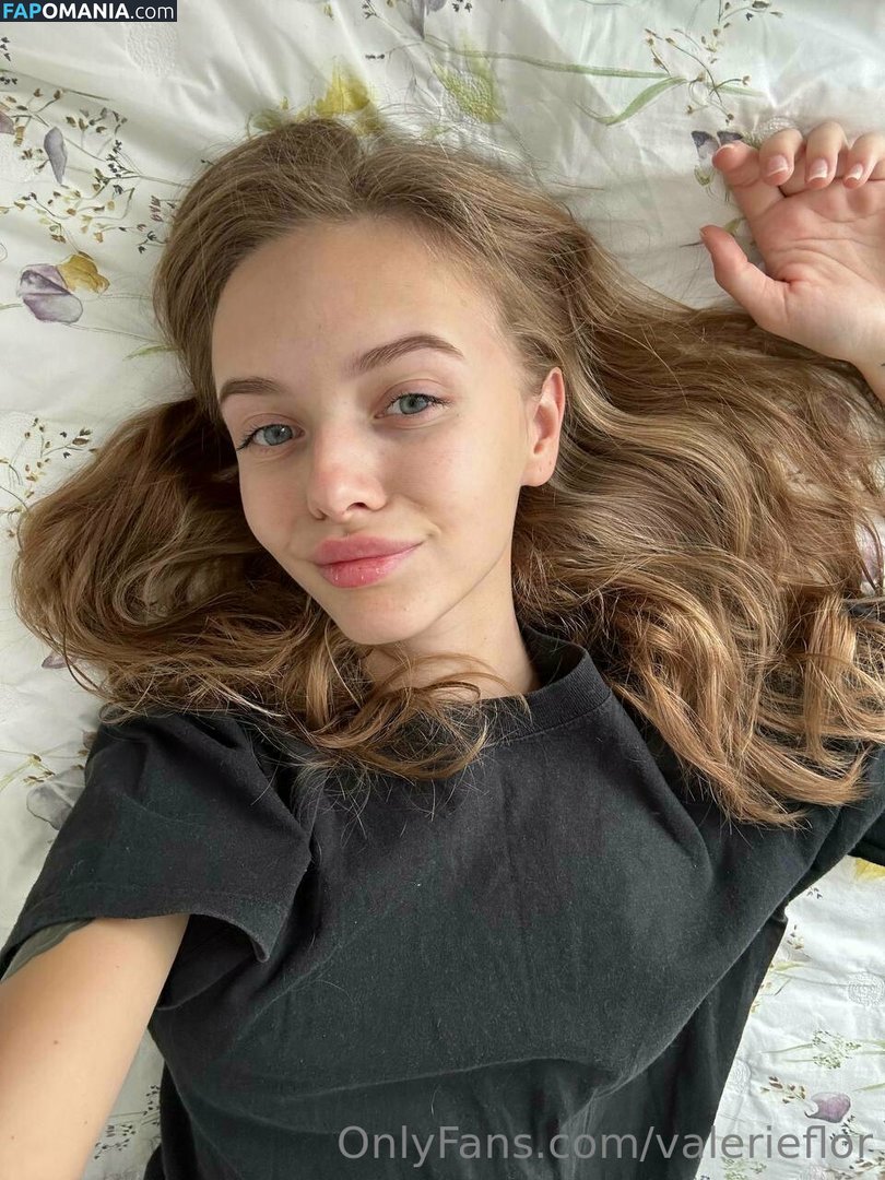 valerieflor / valerieflores Nu OnlyFans  Foto vazada #24