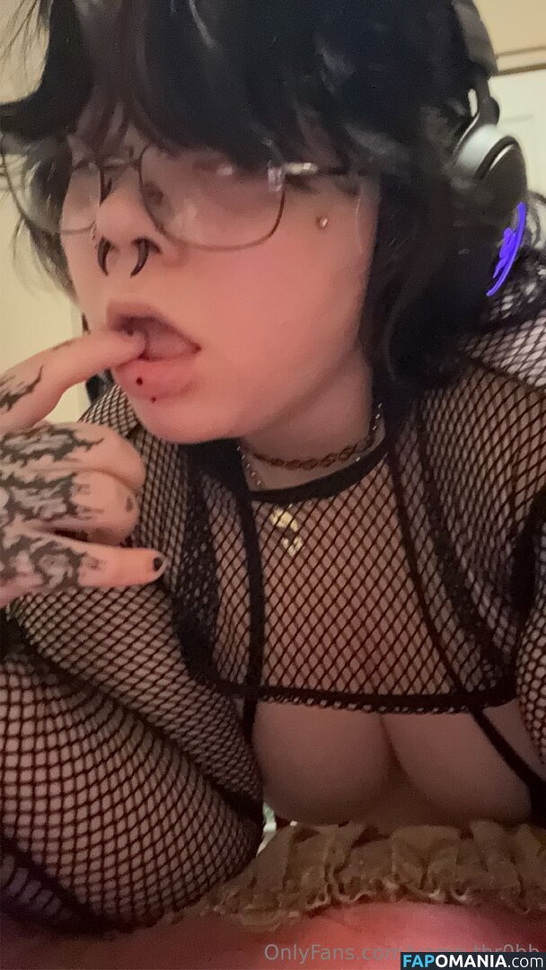 vamp.thr0b / vamp.thr0bb Nu OnlyFans  Foto vazada #3