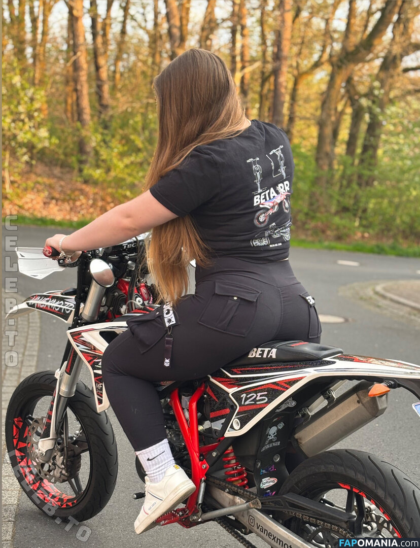 Vanexmoto Nu OnlyFans  Foto vazada #1